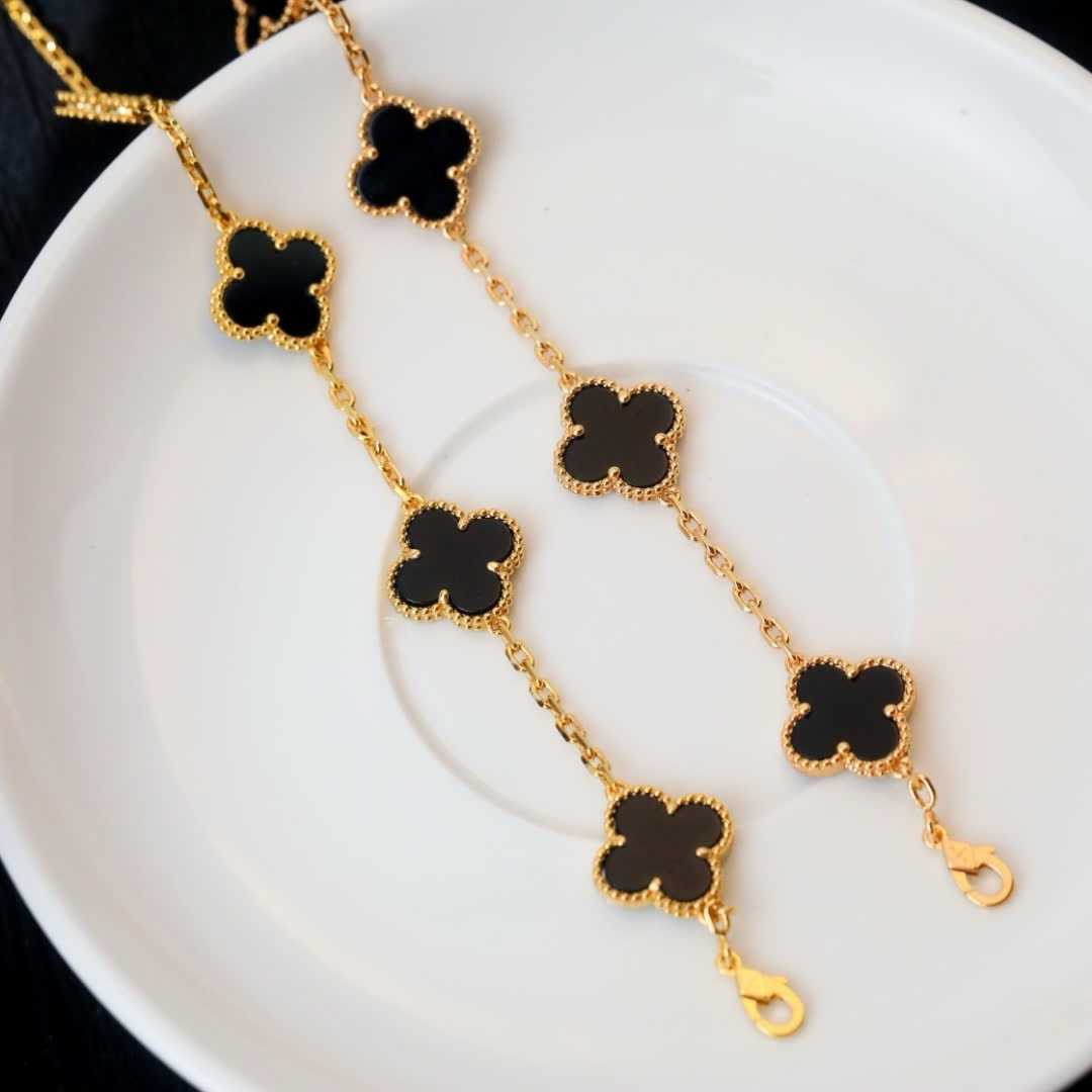 Van Cleef & Arpels Vintage Alhambra Gold Bracelet Van Cleef & Arpels Vintage Alhambra Gold Bracelet